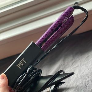 PYT hair straightener